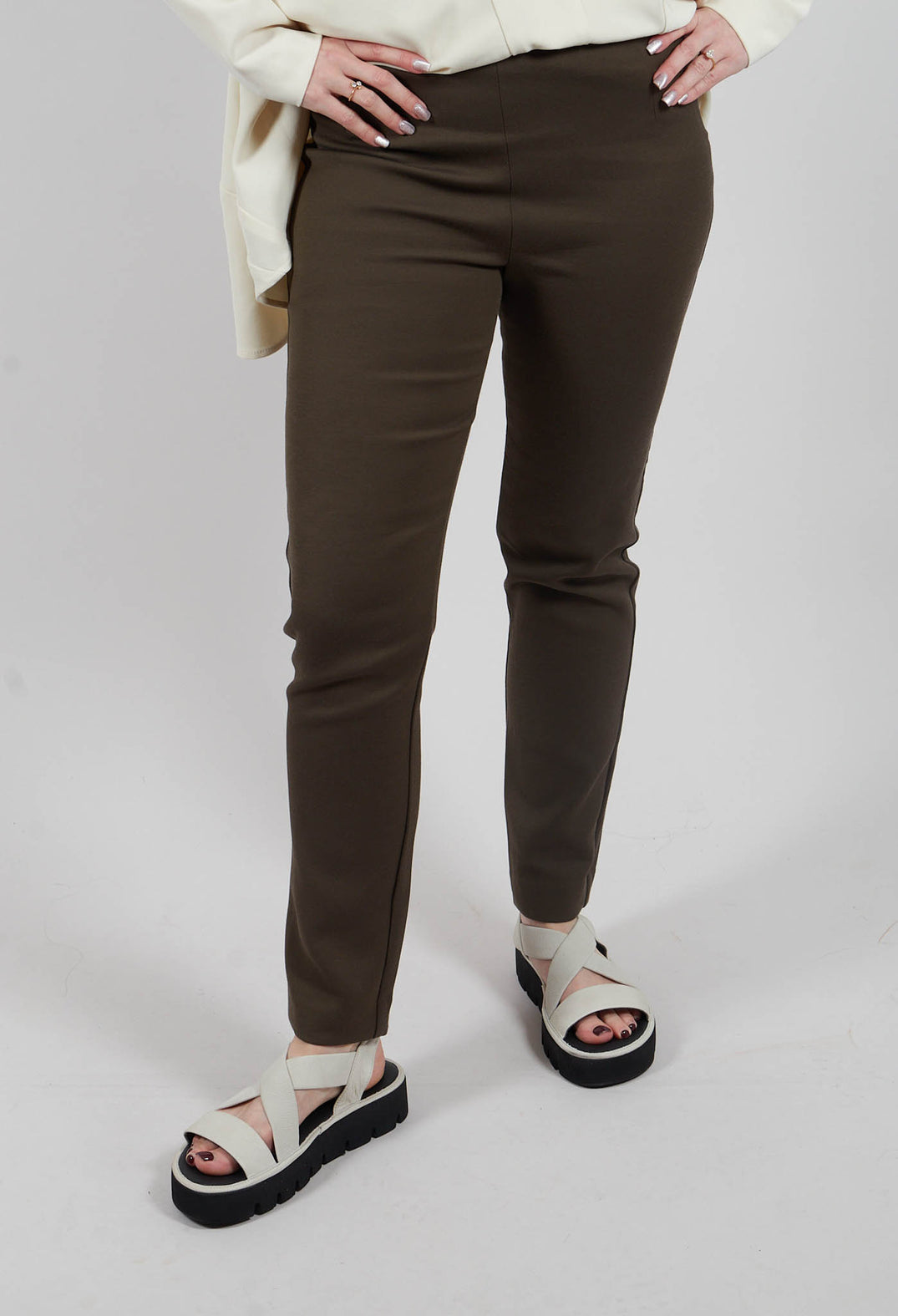Skinny Leg Trousers in Modica Kaki