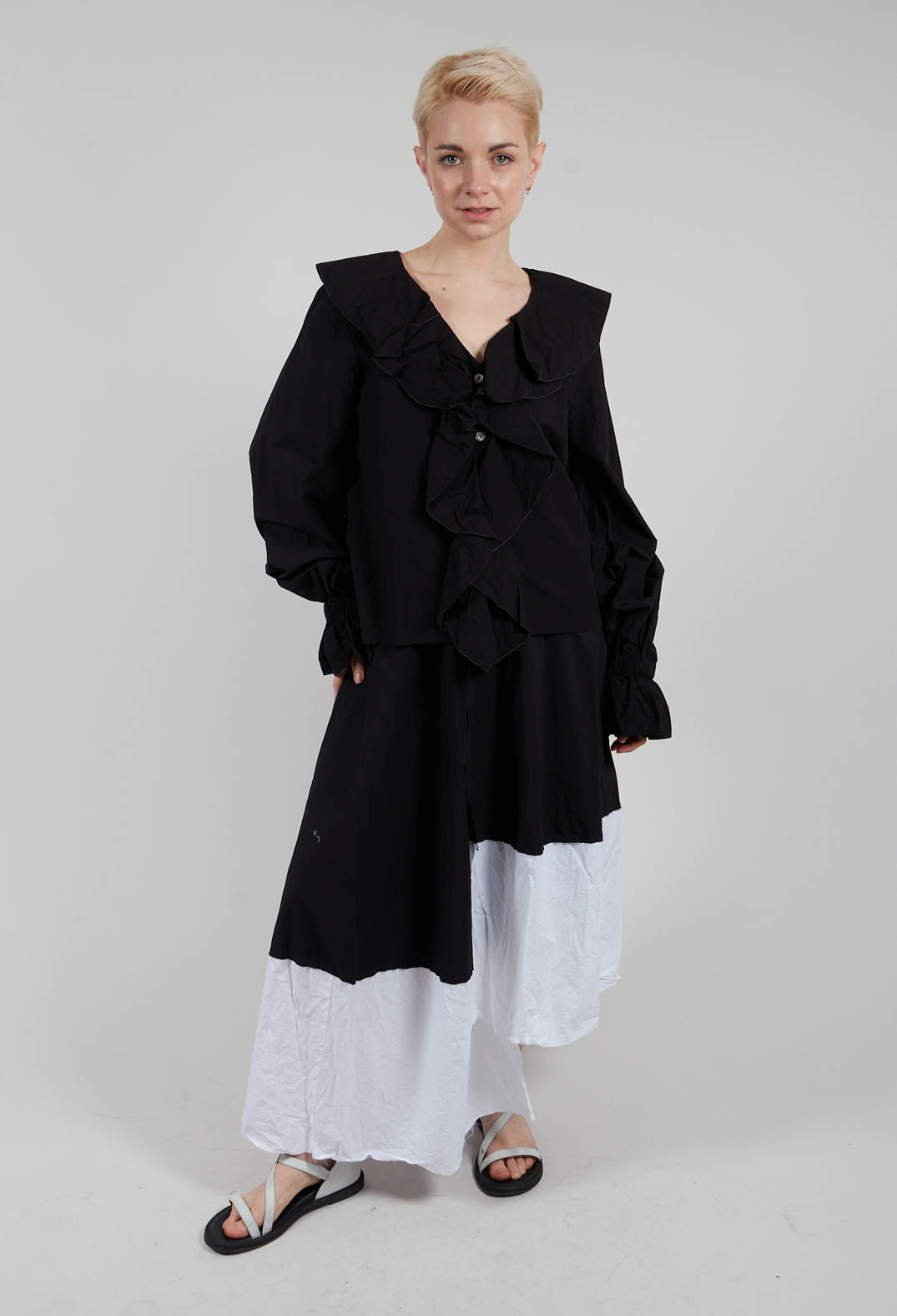 Utis Blouse in Black