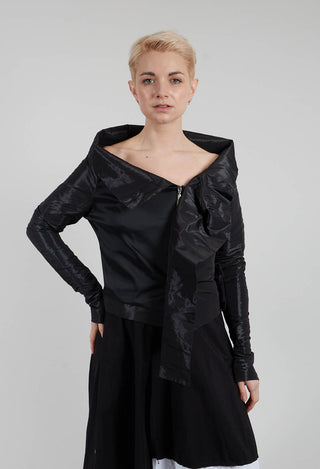 Vaca Jackets in Black