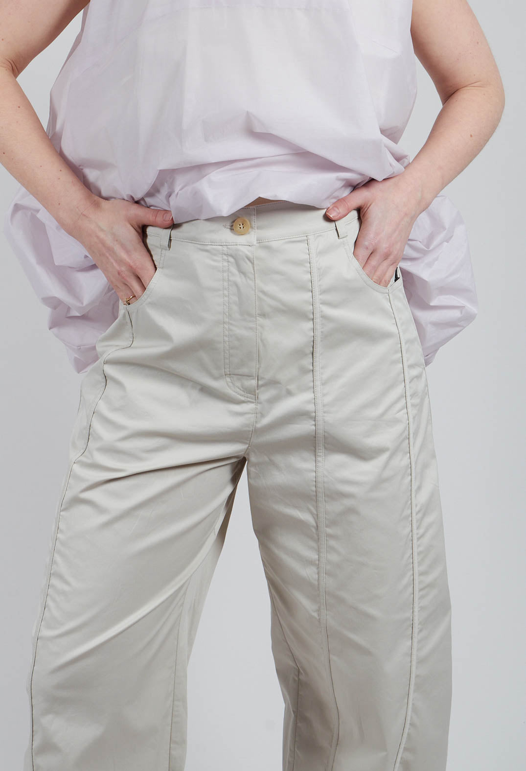 Vel Trousers in Grey