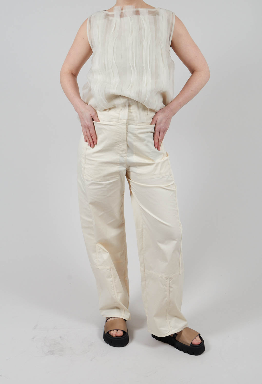 Vela Trousers in Off White