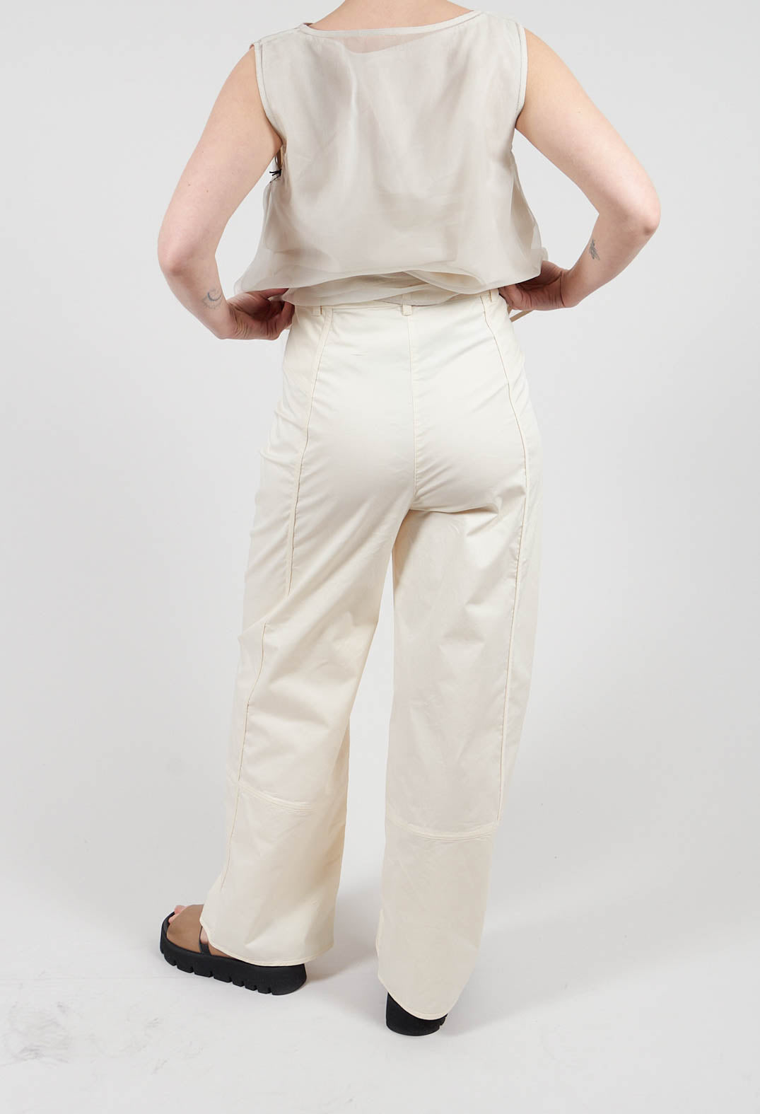 Vela Trousers in Off White