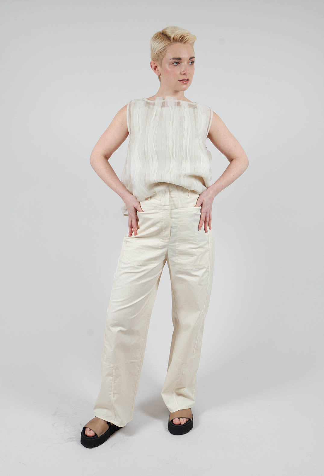 Vela Trousers in Off White