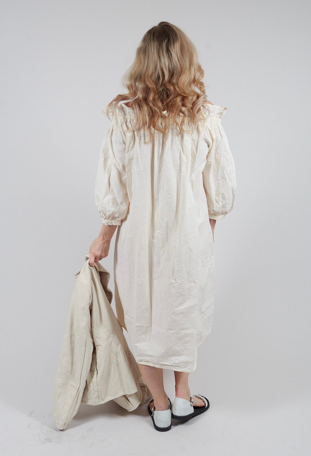 Venenball Dress in Schnee