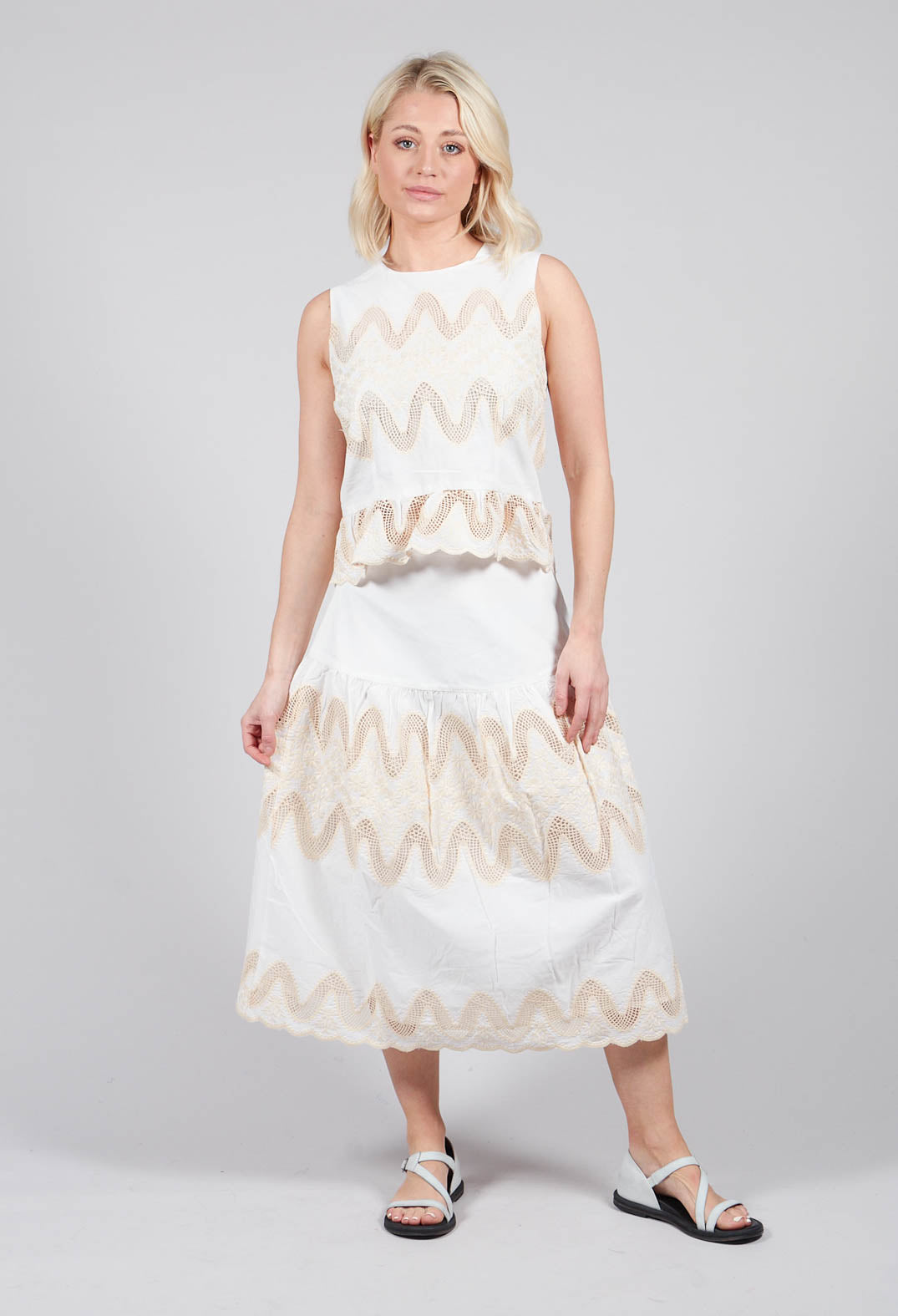 Villeneuve Skirt in Blanc