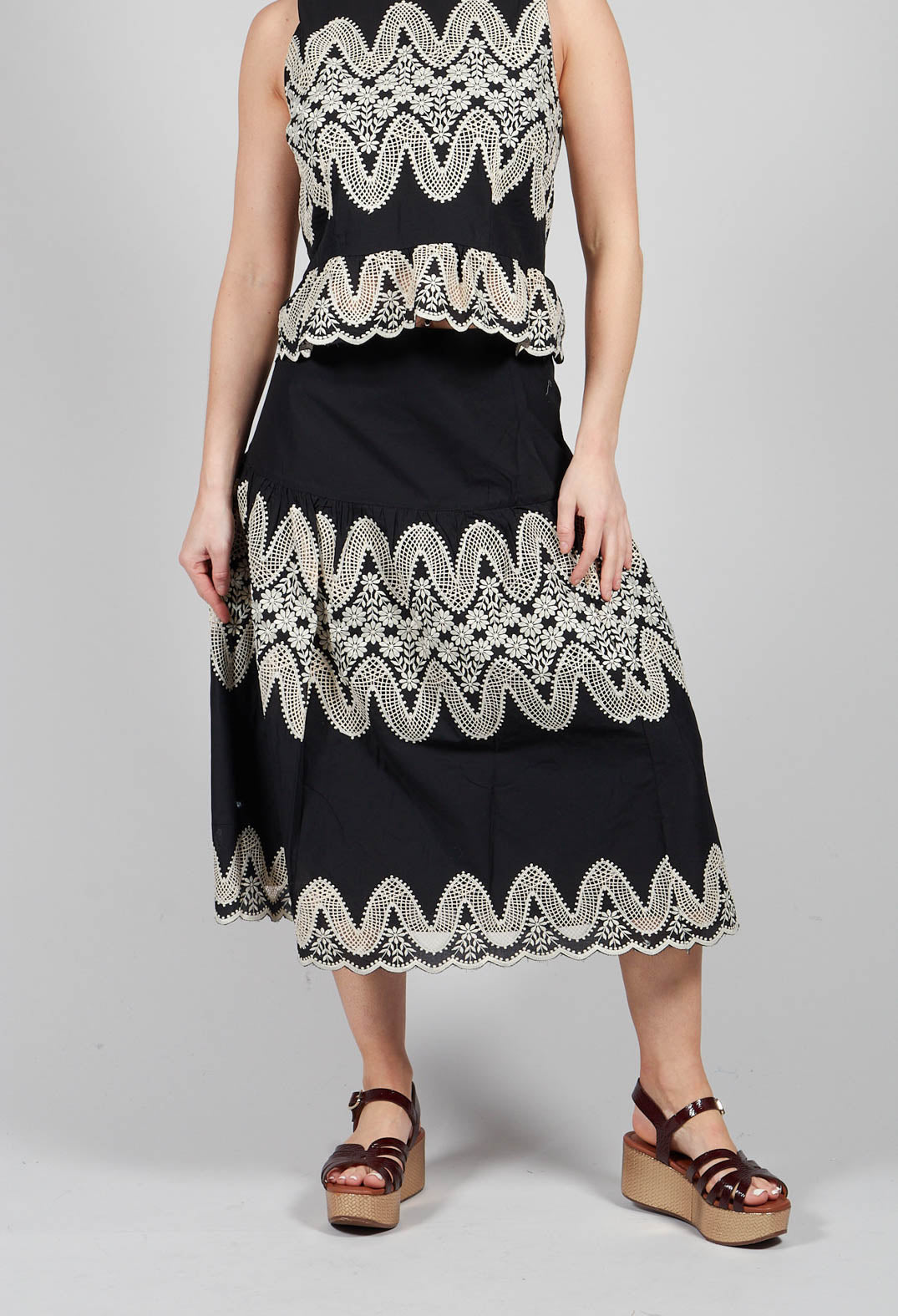 Villeneuve Skirt in Noir