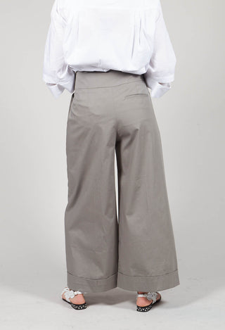 Wide Leg Trousers with Pleated Waistband in Perla