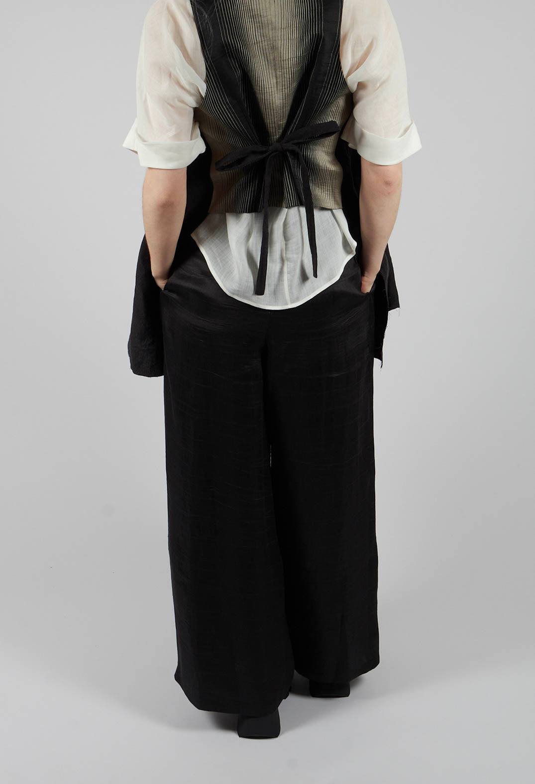 Wide Leg Plain Trousers in Nero