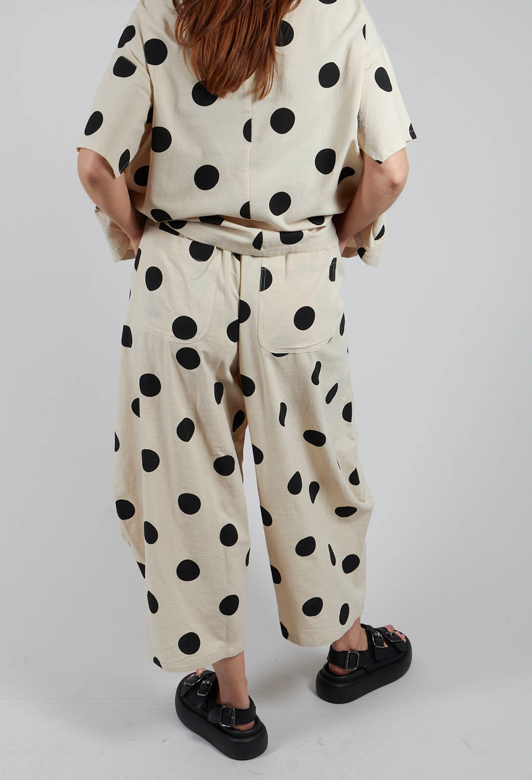 Wide Leg Spotted Trousers in Brown
