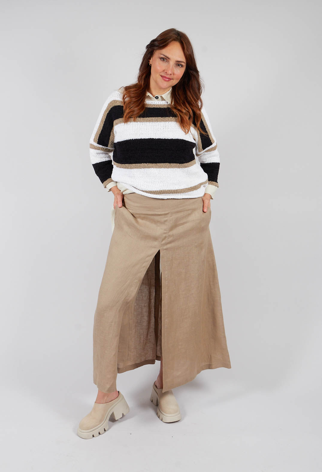 Wide Leg Trouser in Taupe