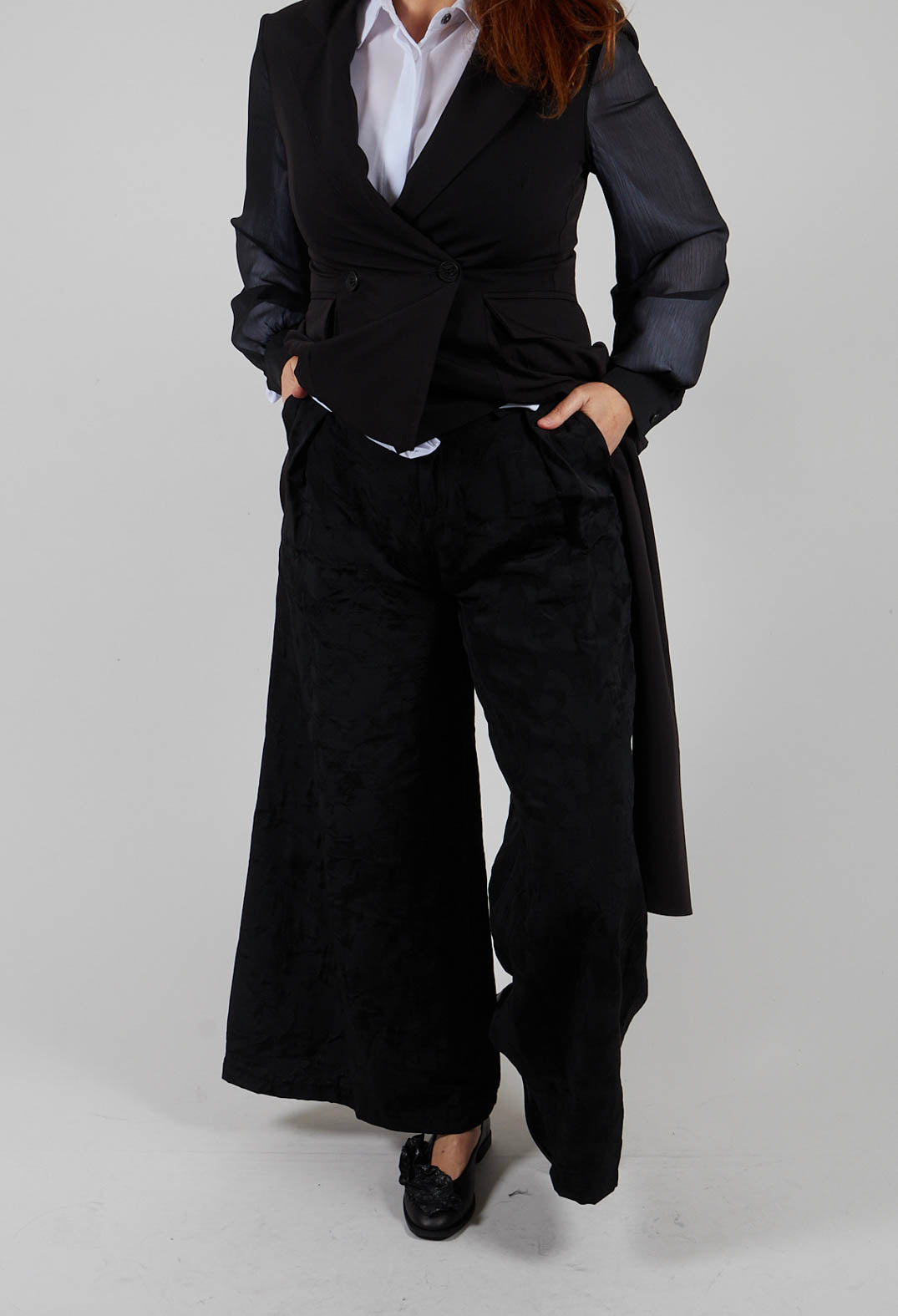 Wide Leg Trousers in Jacquard Nero