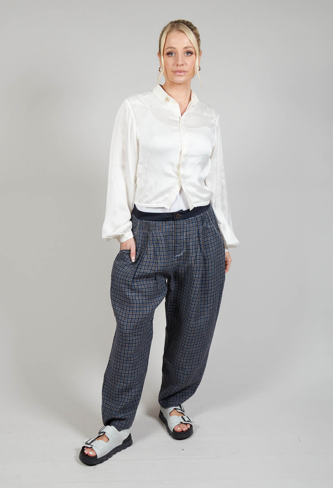 Wide Leg Trousers in Original Blue Check