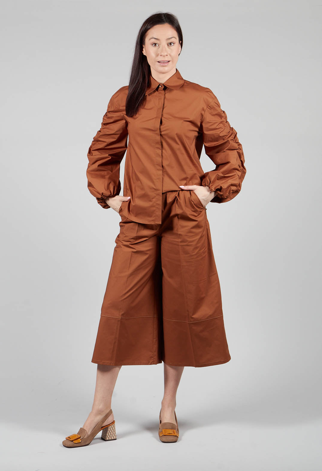 Wide Leg Trousers in Tobacco