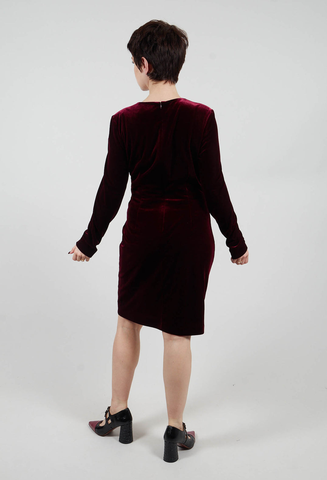 Balneaire Velvet Dress in Bordeaux