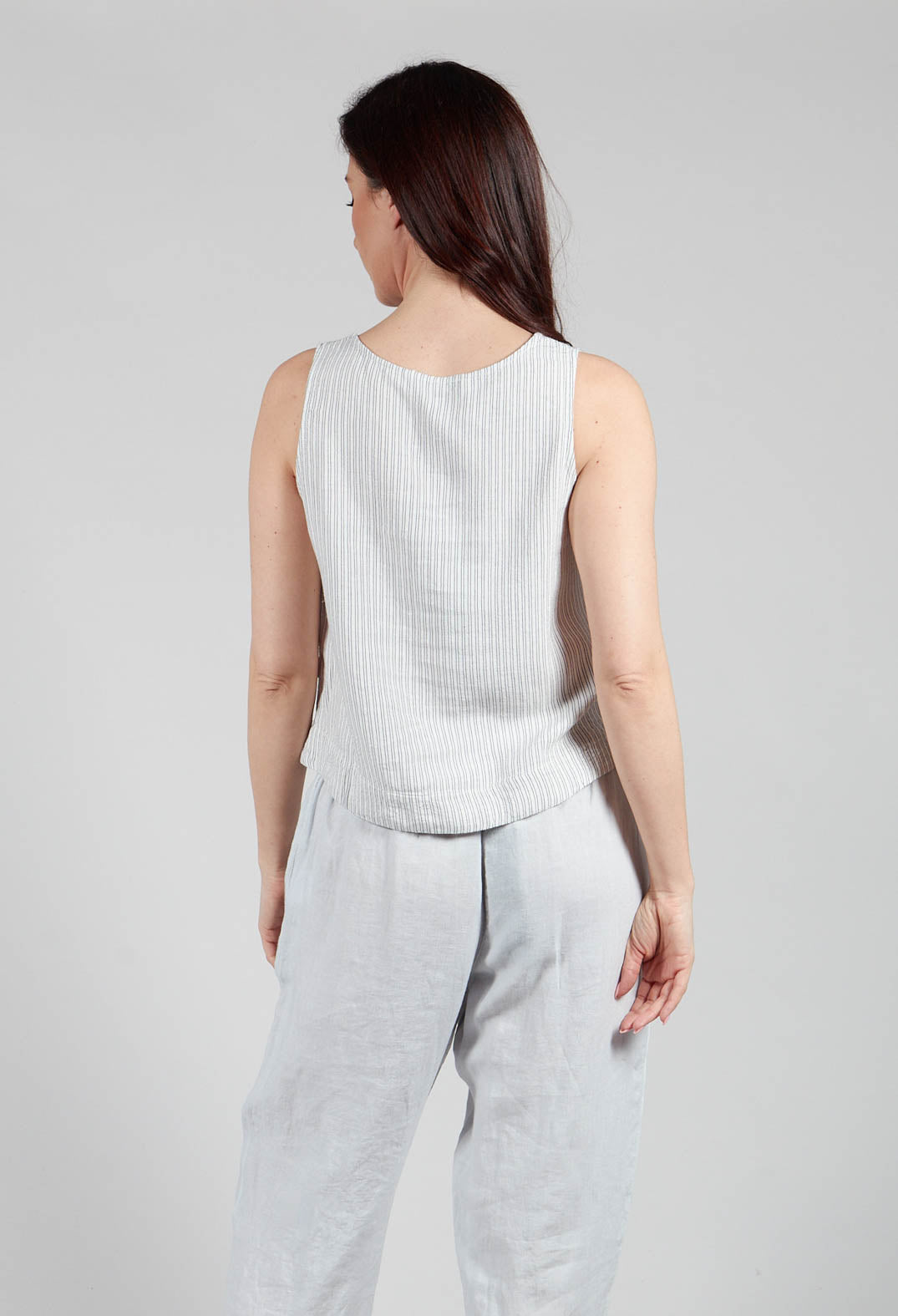 Yune Vest in Undyed Stripe