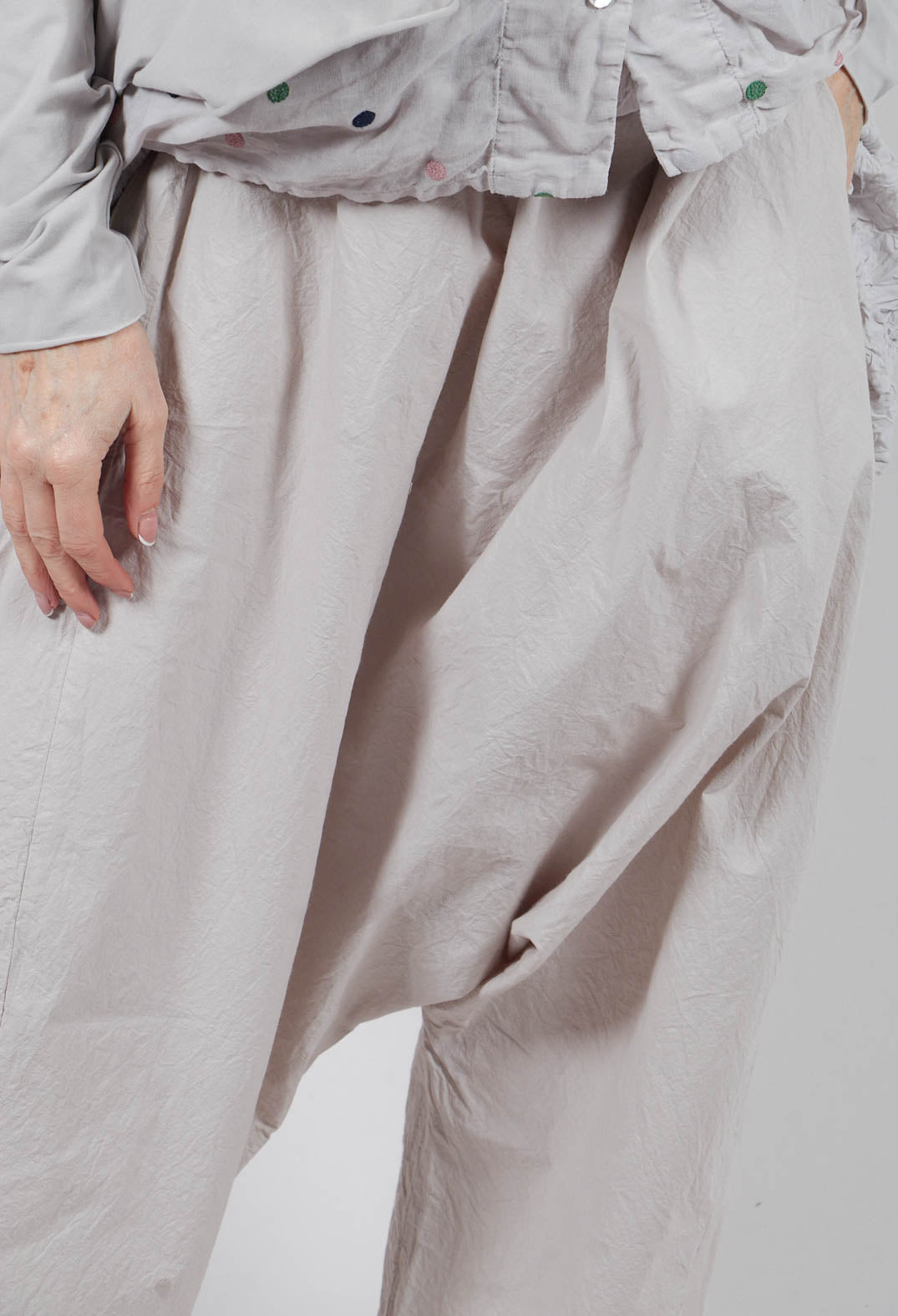 Zaunetz Trousers in Pliz