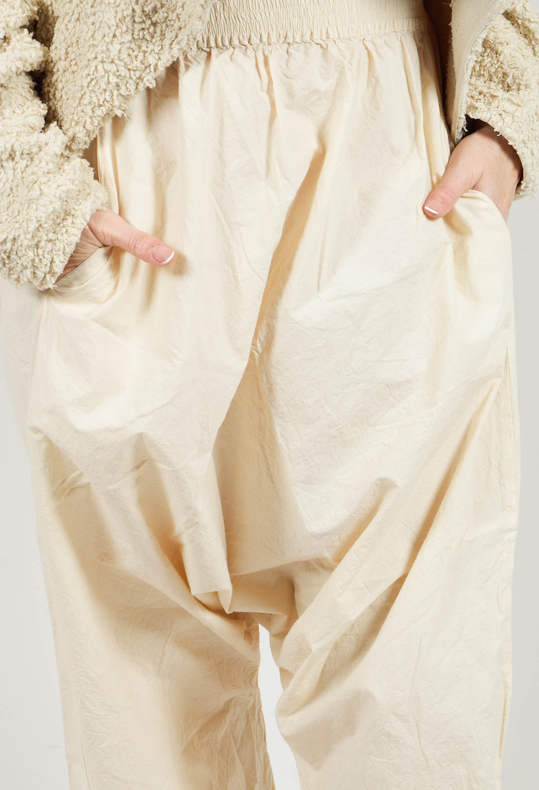 Zaunetz Trousers in Stroh