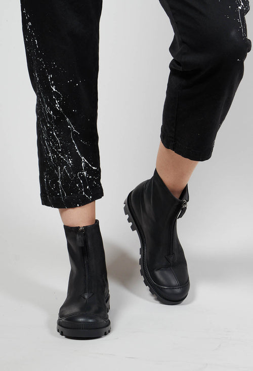 Zip Up Leather Boots in Gasoline Nero