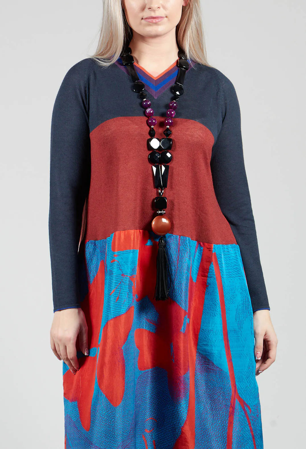 Dress Poppy V Neck Joy in Multicolour