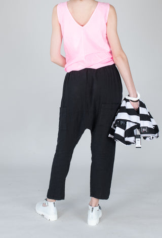 Dropcrotch Trousers in Black