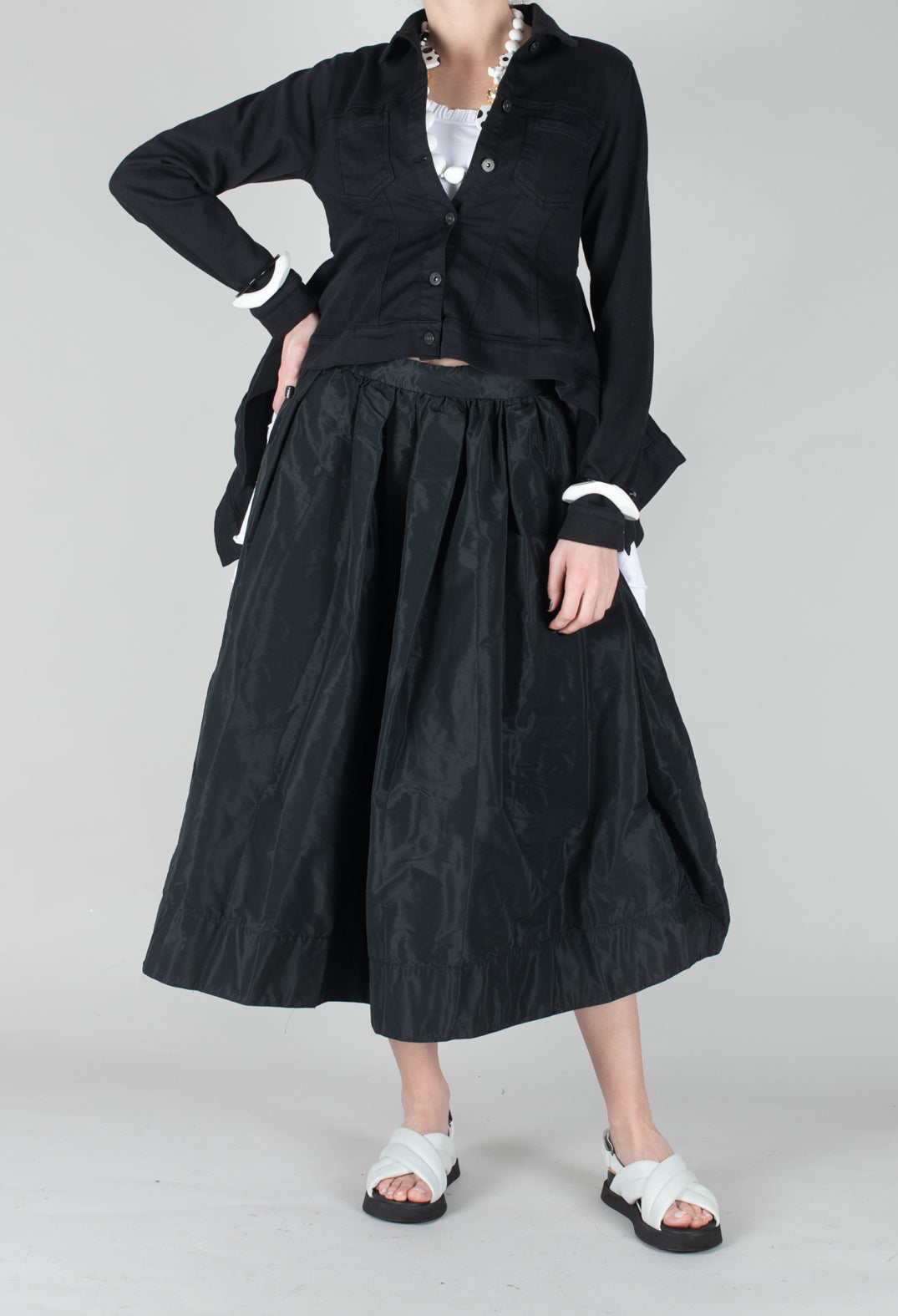 Pleated Skirt in Black