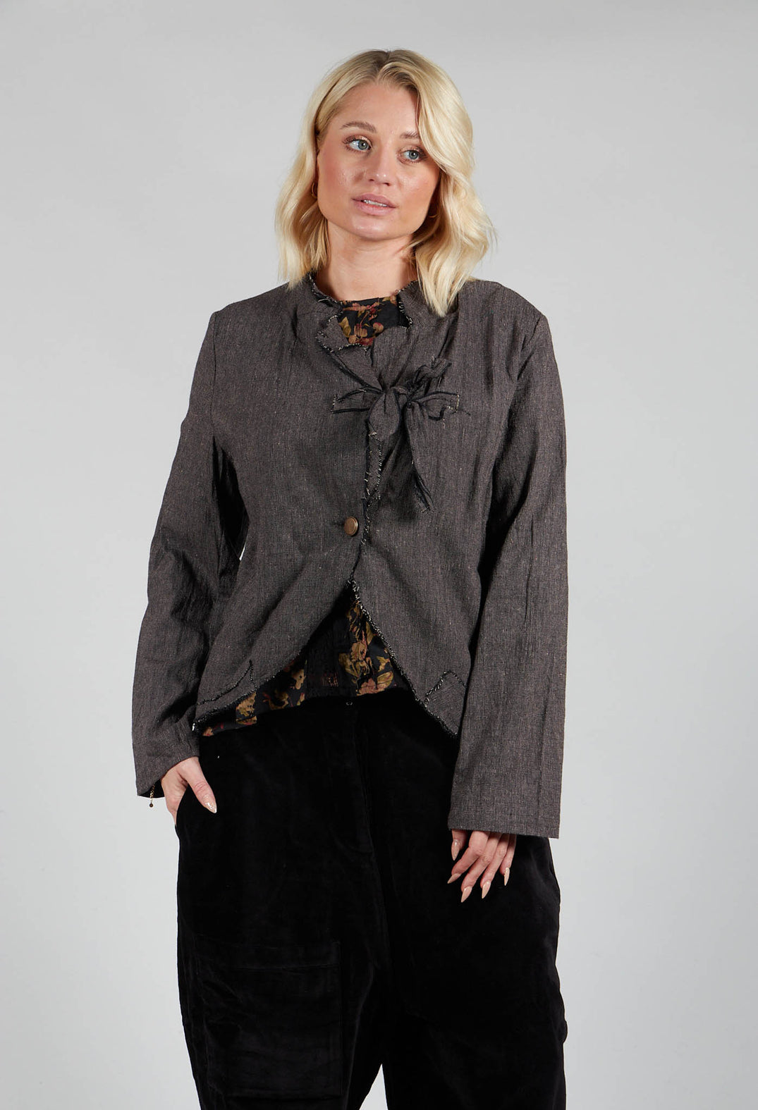 Elgantine Top in Noir