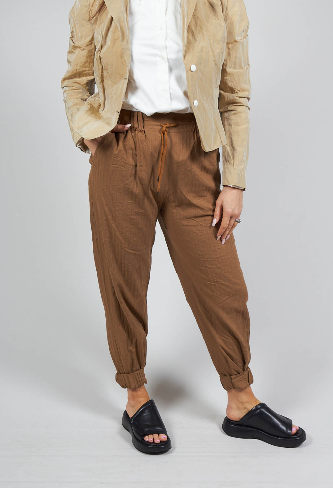 Slouch Jogger Style Trousers in Japanese Bronzo