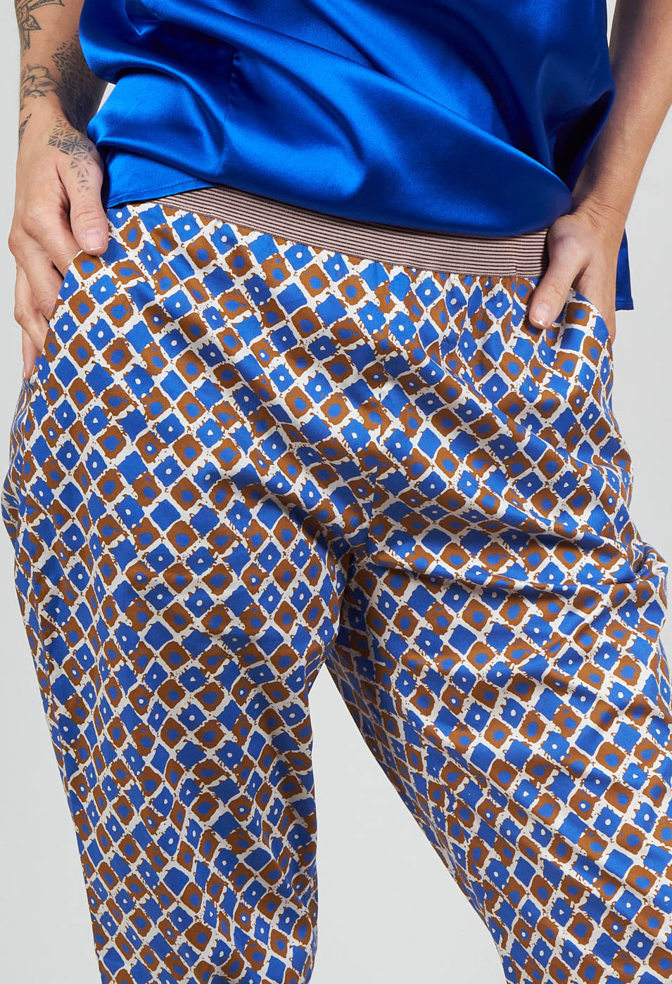 Printed Straight Leg Trousers in Bluette