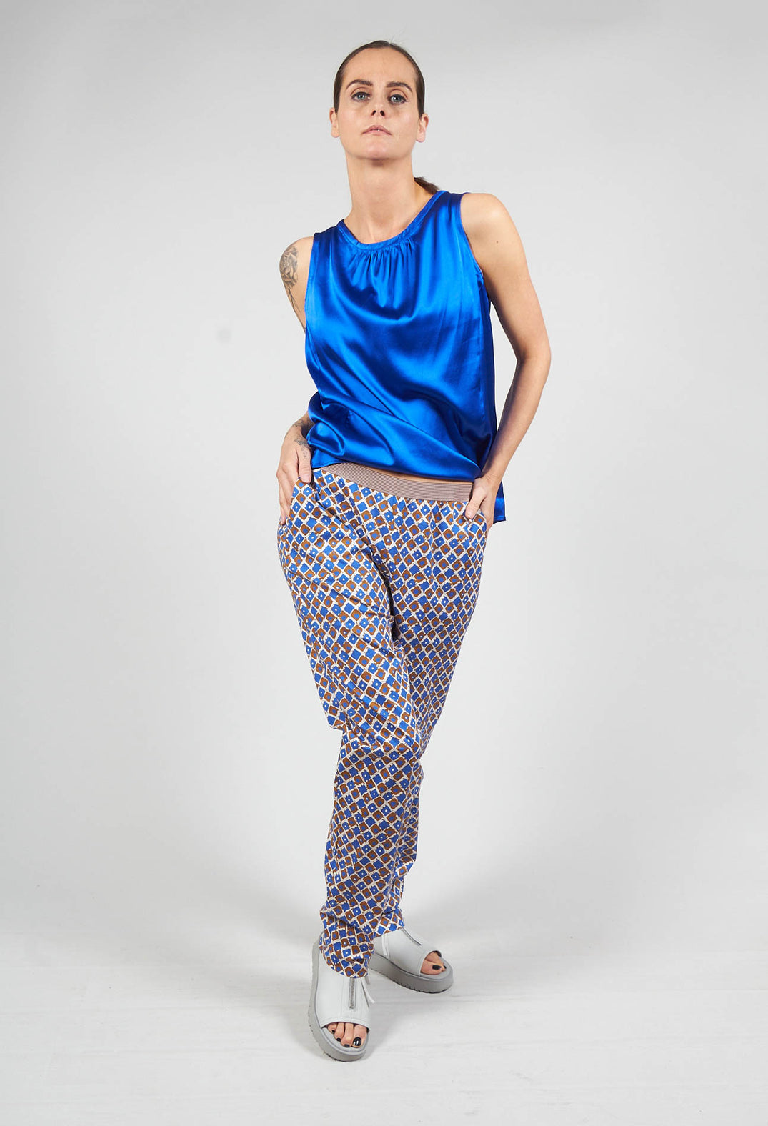 Printed Straight Leg Trousers in Bluette