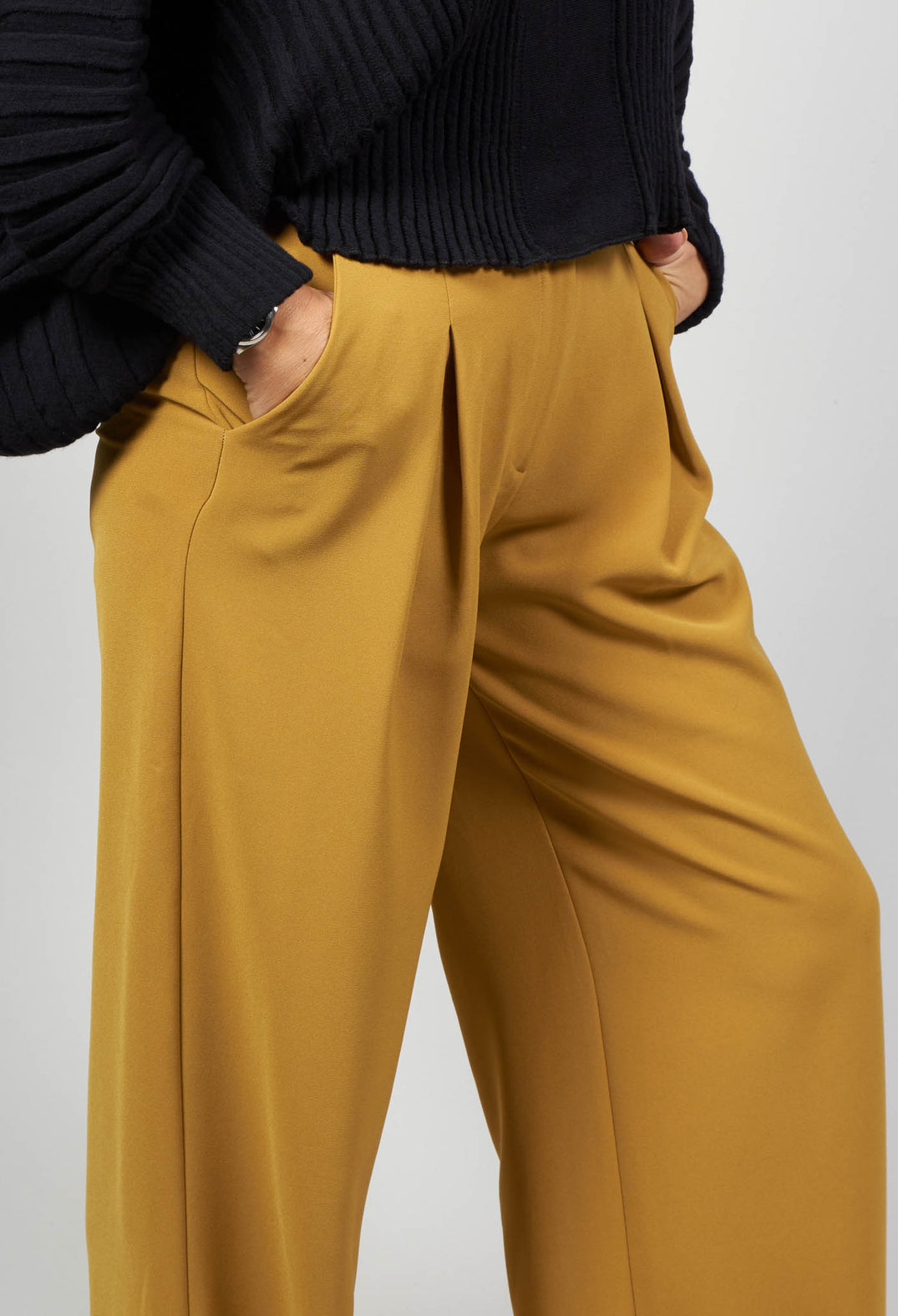 Pleated Straight Leg Trousers in Clesi Ochre