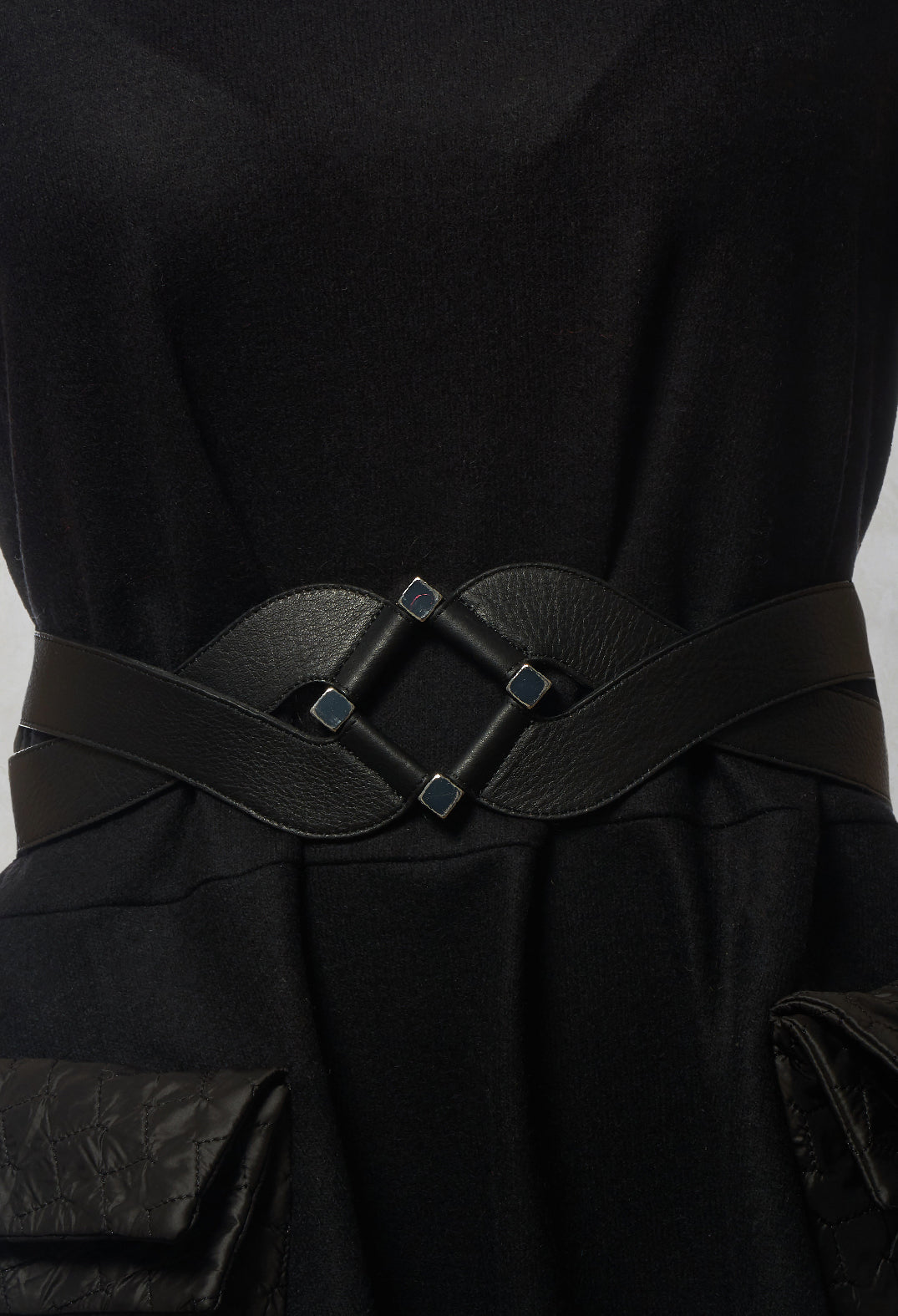 Twisted Belt in Intrigue