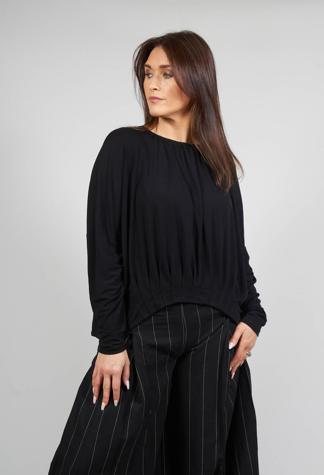 Long Sleeved Pleated Top in Toyger Nero