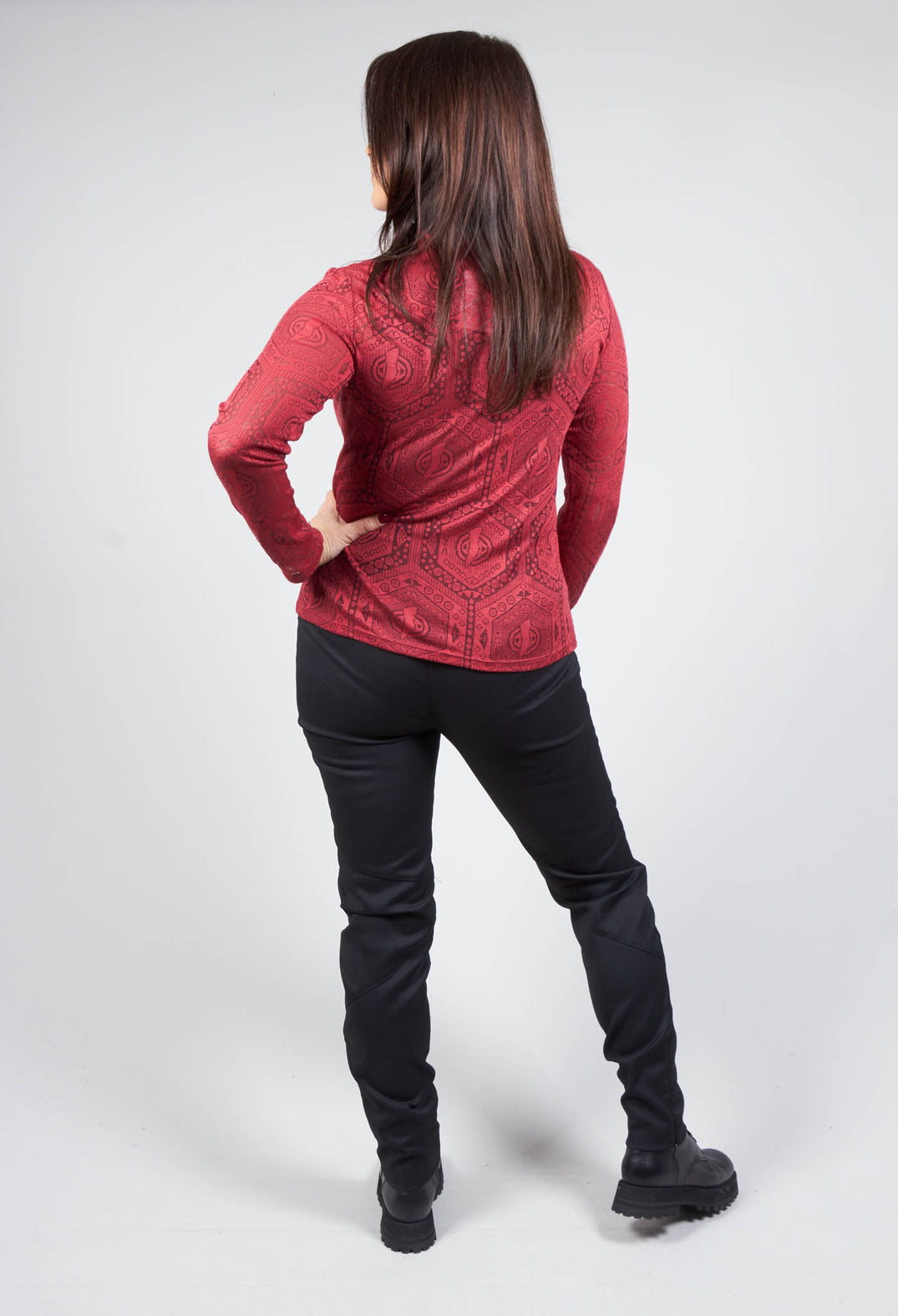 Fine Knit Turtleneck Top in Red