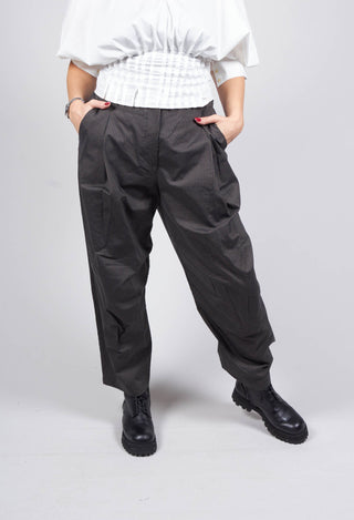 Peg Trousers in Grey