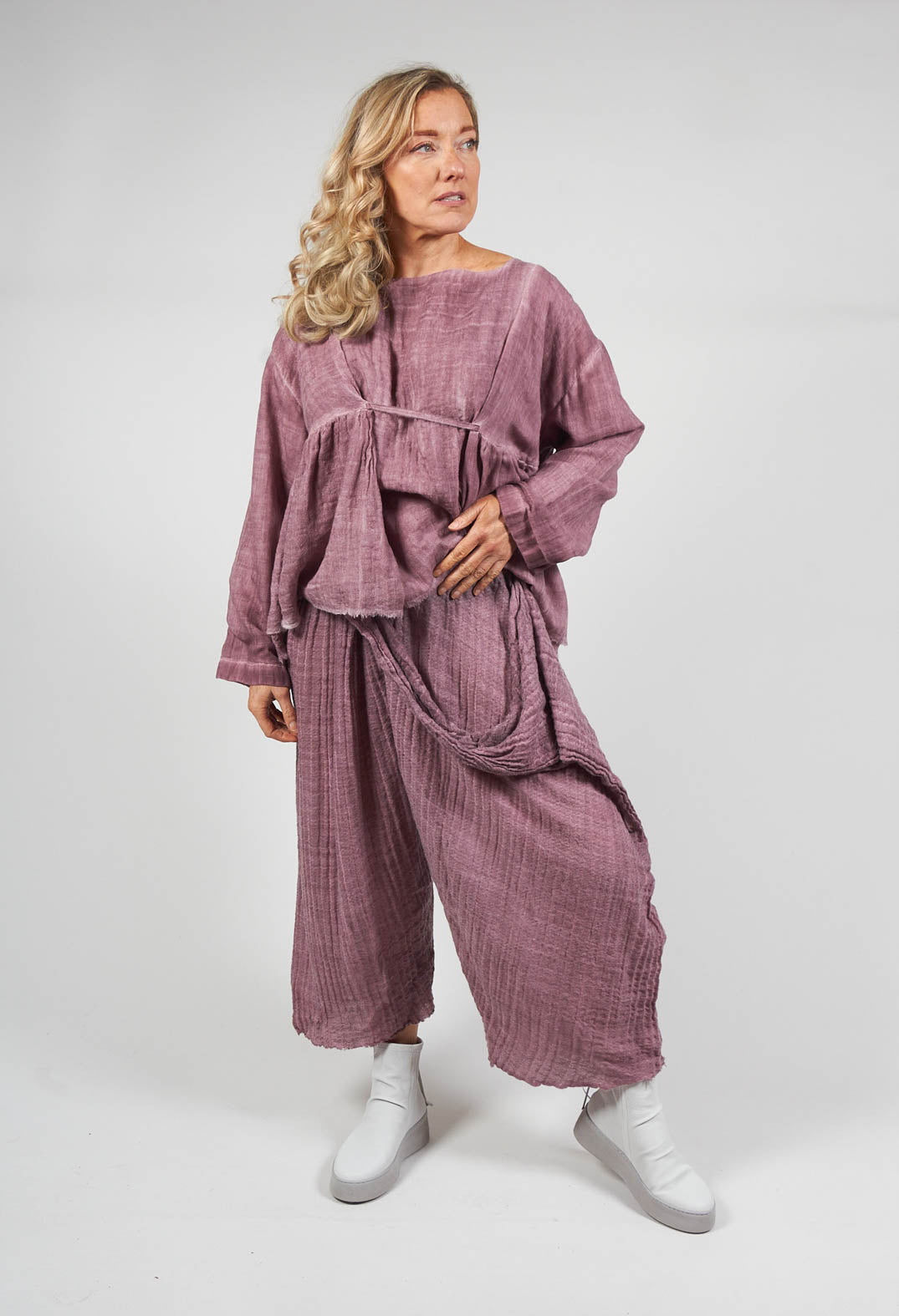 Susy Dyed Trousers in Wine