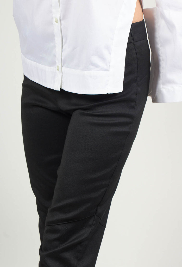 Tailored Trousers in Cornindone Black