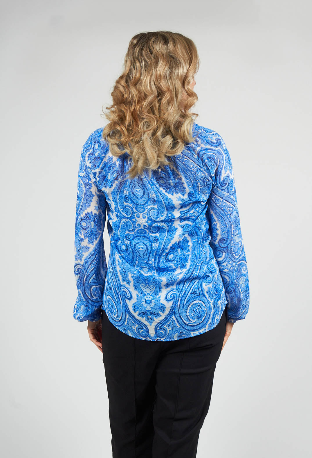 Janni Blouse in Paisley Blue