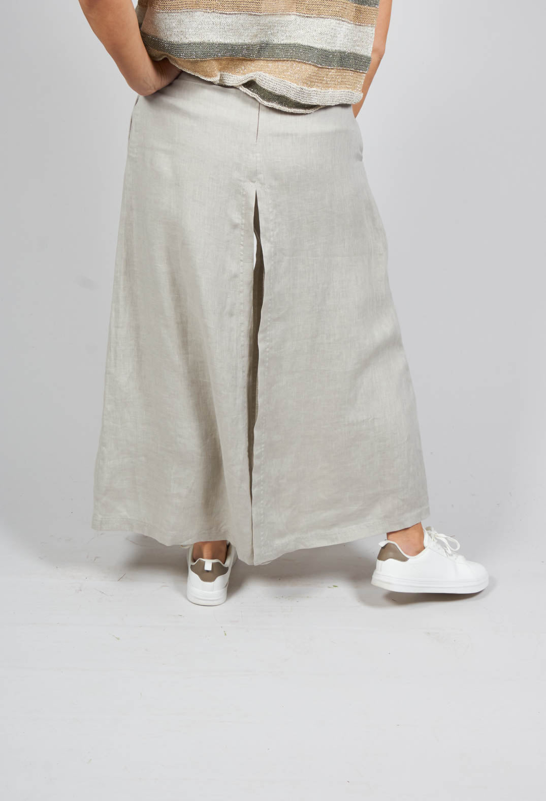 Wide Leg Trousers in Beige