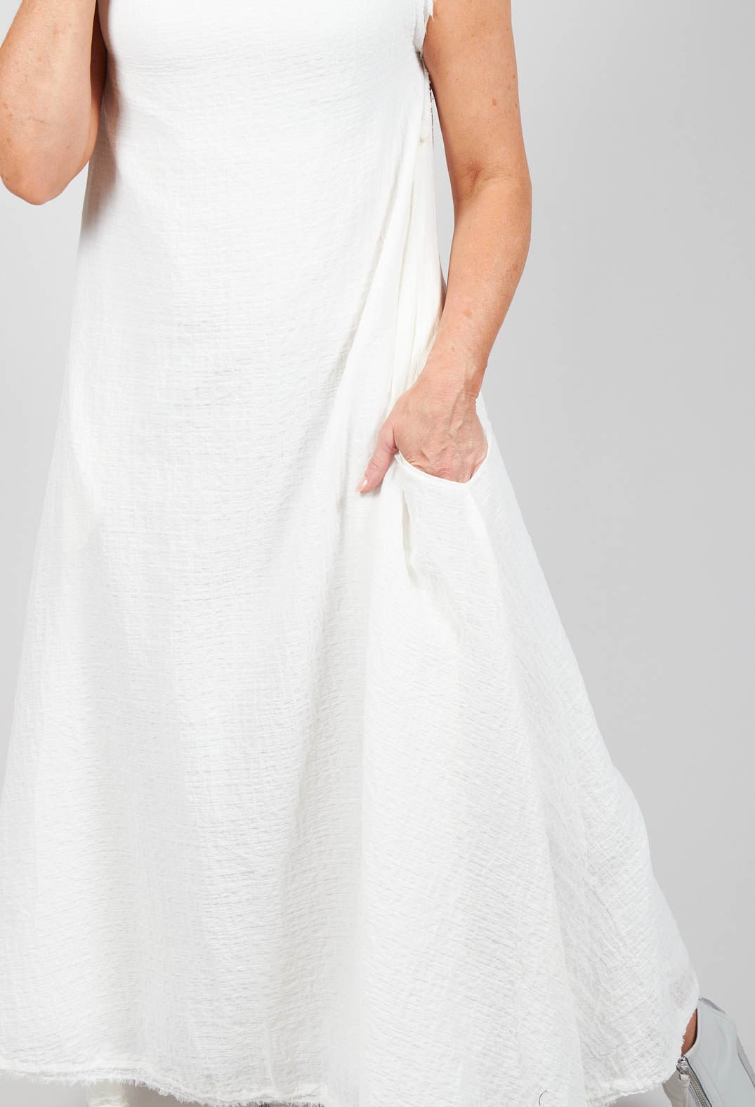 Sleeveless Maxi A White Dress in White