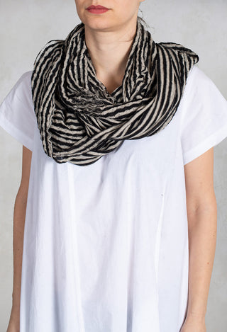 Stripe Snood in Nero/Ecru