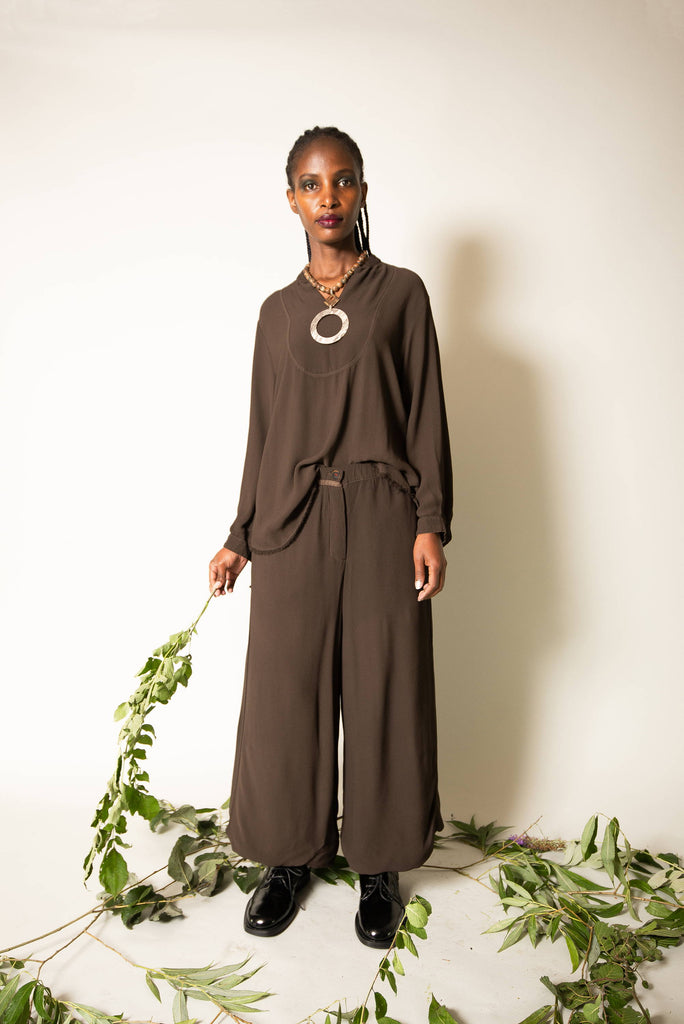 Long Sleeved Stefy Shirt in Brown