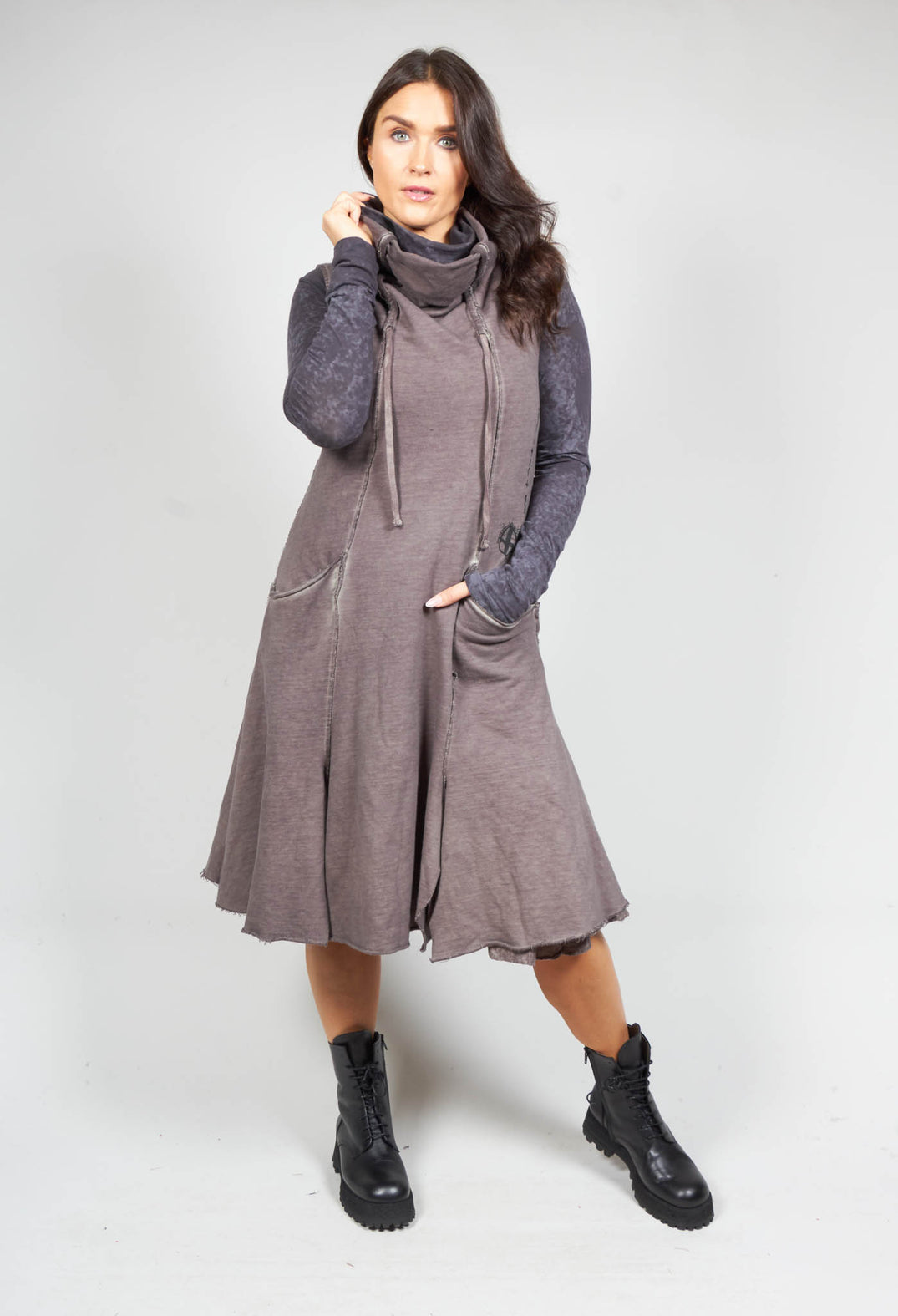 Sleeveless Taupe Cloud Dress with High Collar