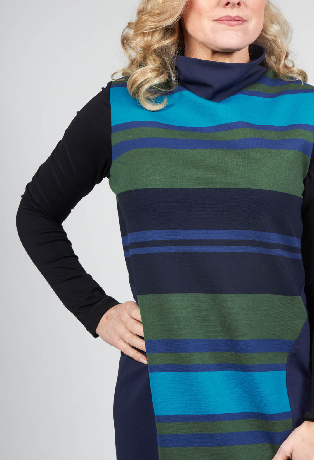 Bans Dress with Stripe Panneling in Blue Green Turqoise and Black
