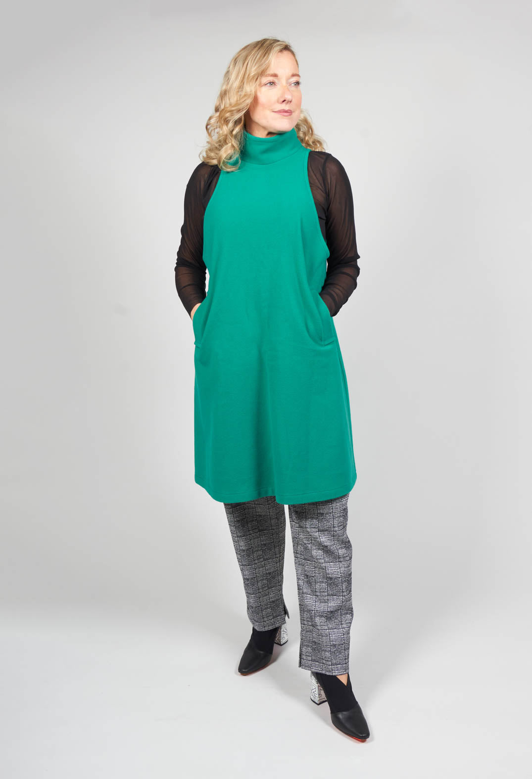 Sleeveless Paik Dress With Back Zip Detail In Turqoise Green