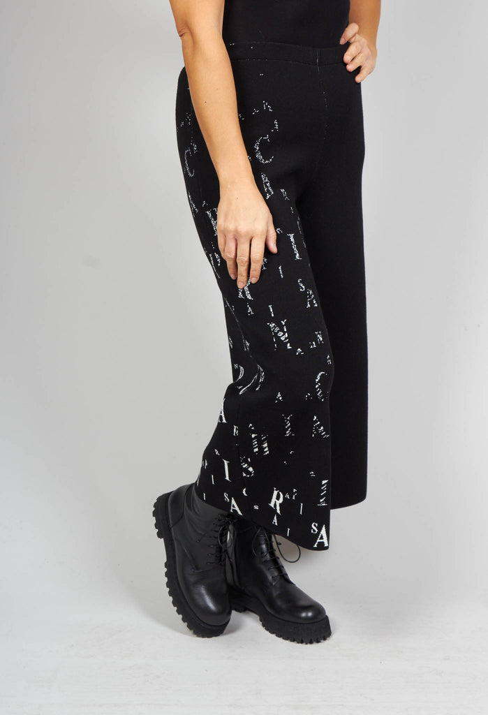 Cropped Knitted Trousers with Logo print in Black