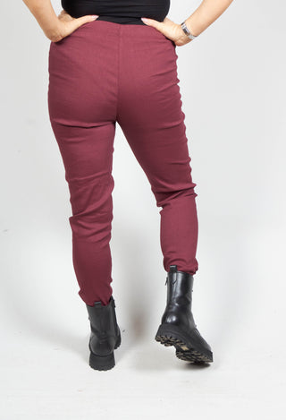 Stretch Fit Leggings in Burgundy