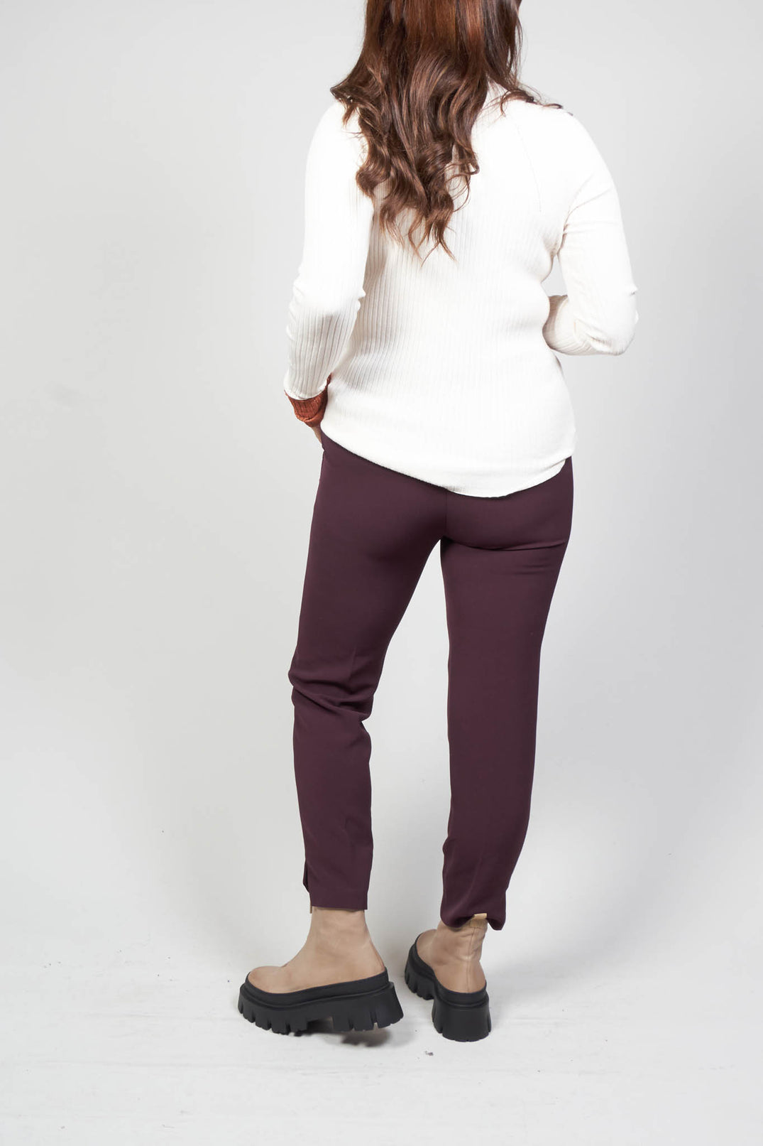 Cigarette Trousers in Plum