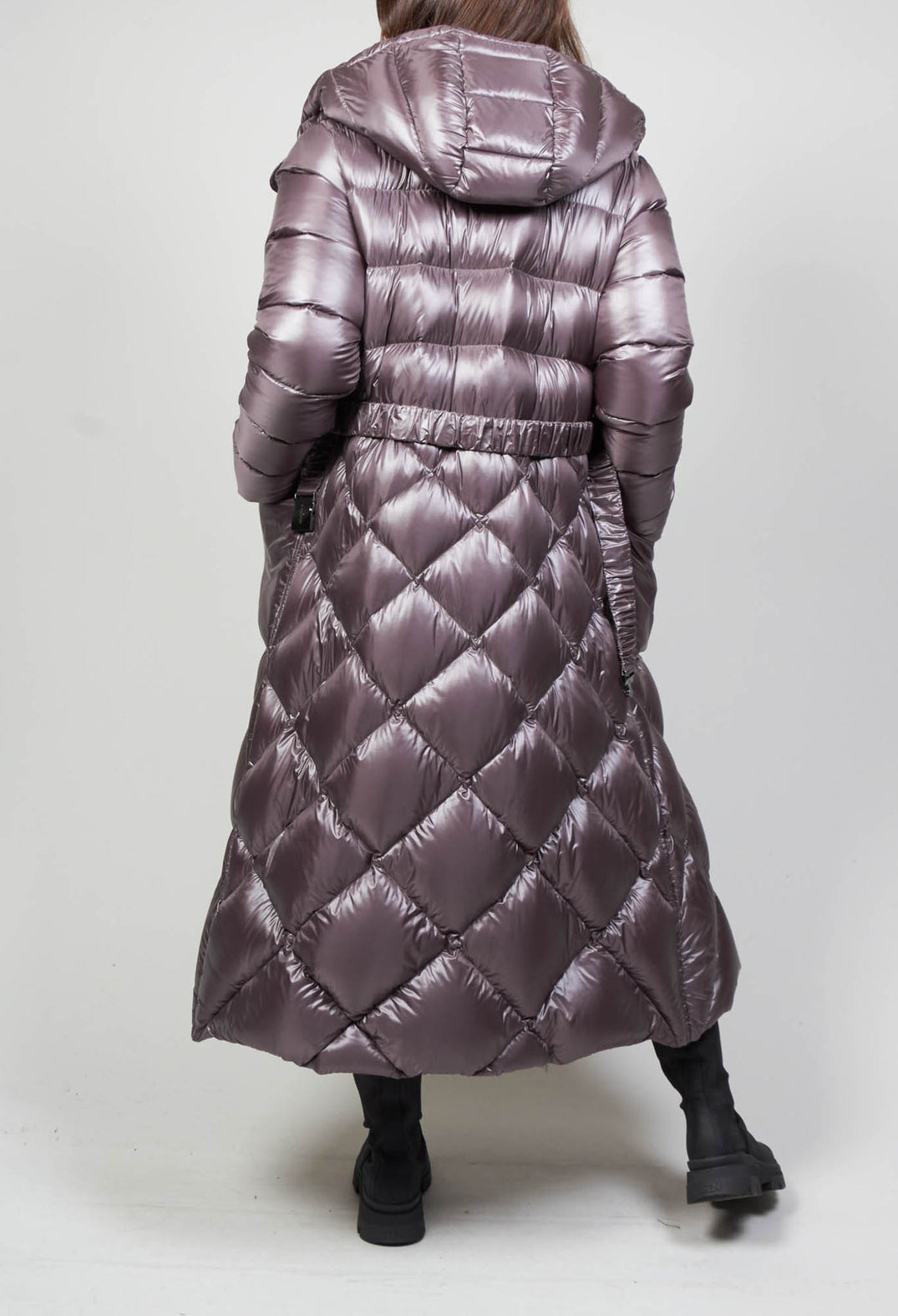 longline mud puffer coat with waist belt