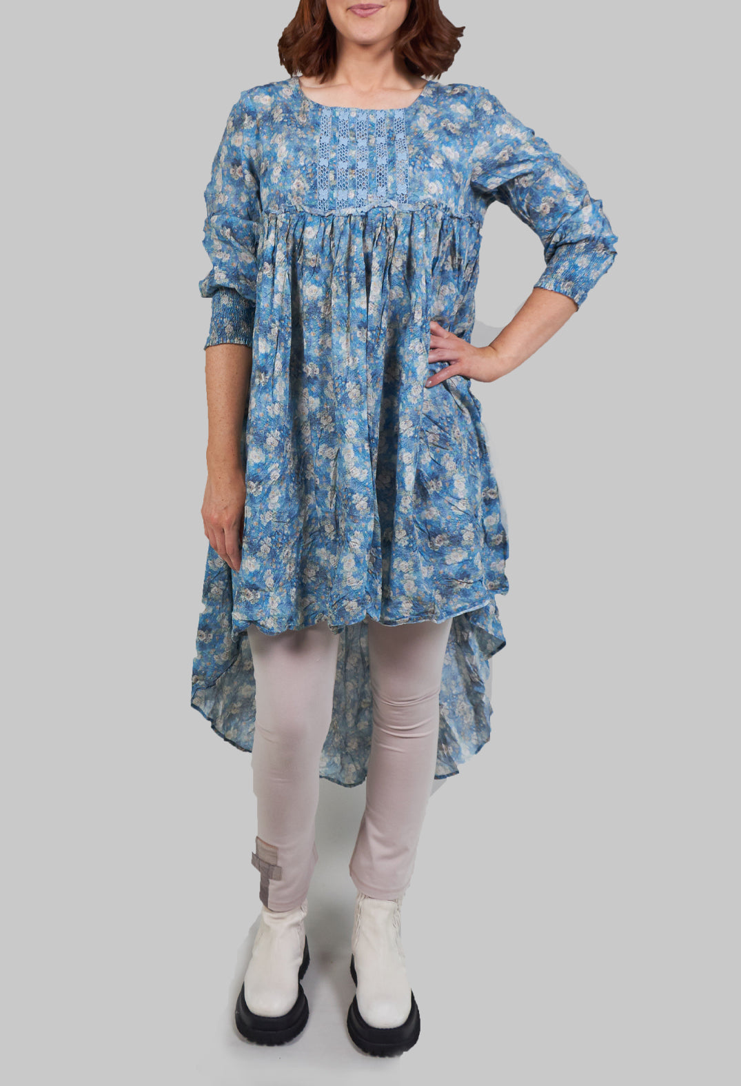 Tunic Dress with Curved Hem in Blue Flower