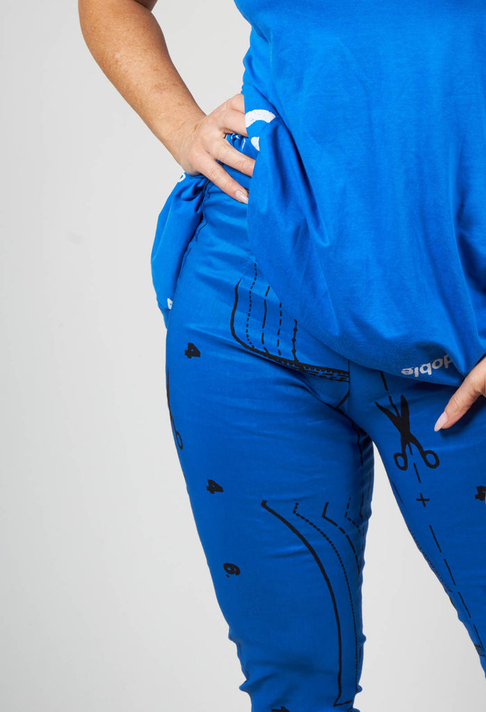 Pull On Slim Fit Trousers in Blueberblack Allover